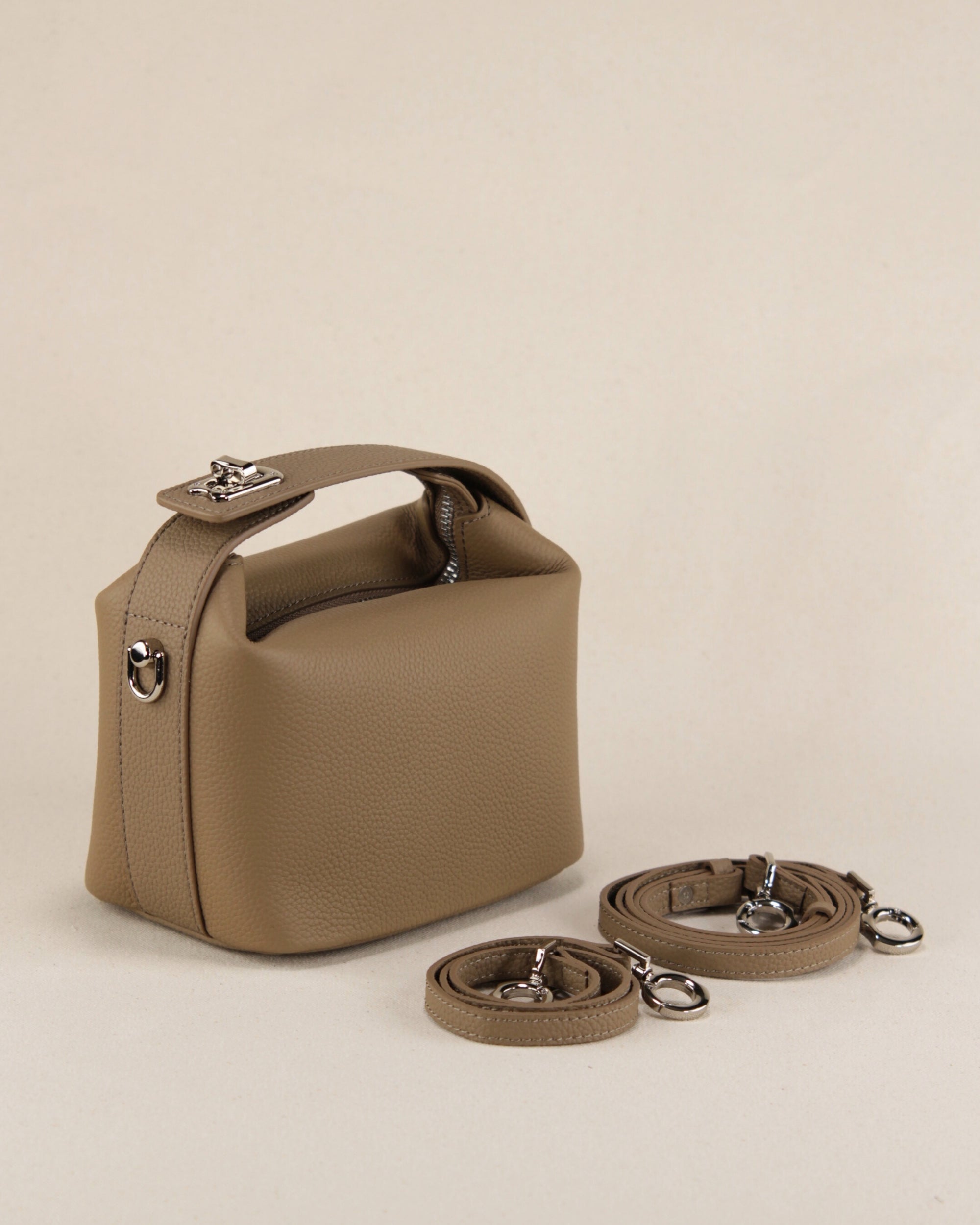 Shokupan Bag (Grain Leather)