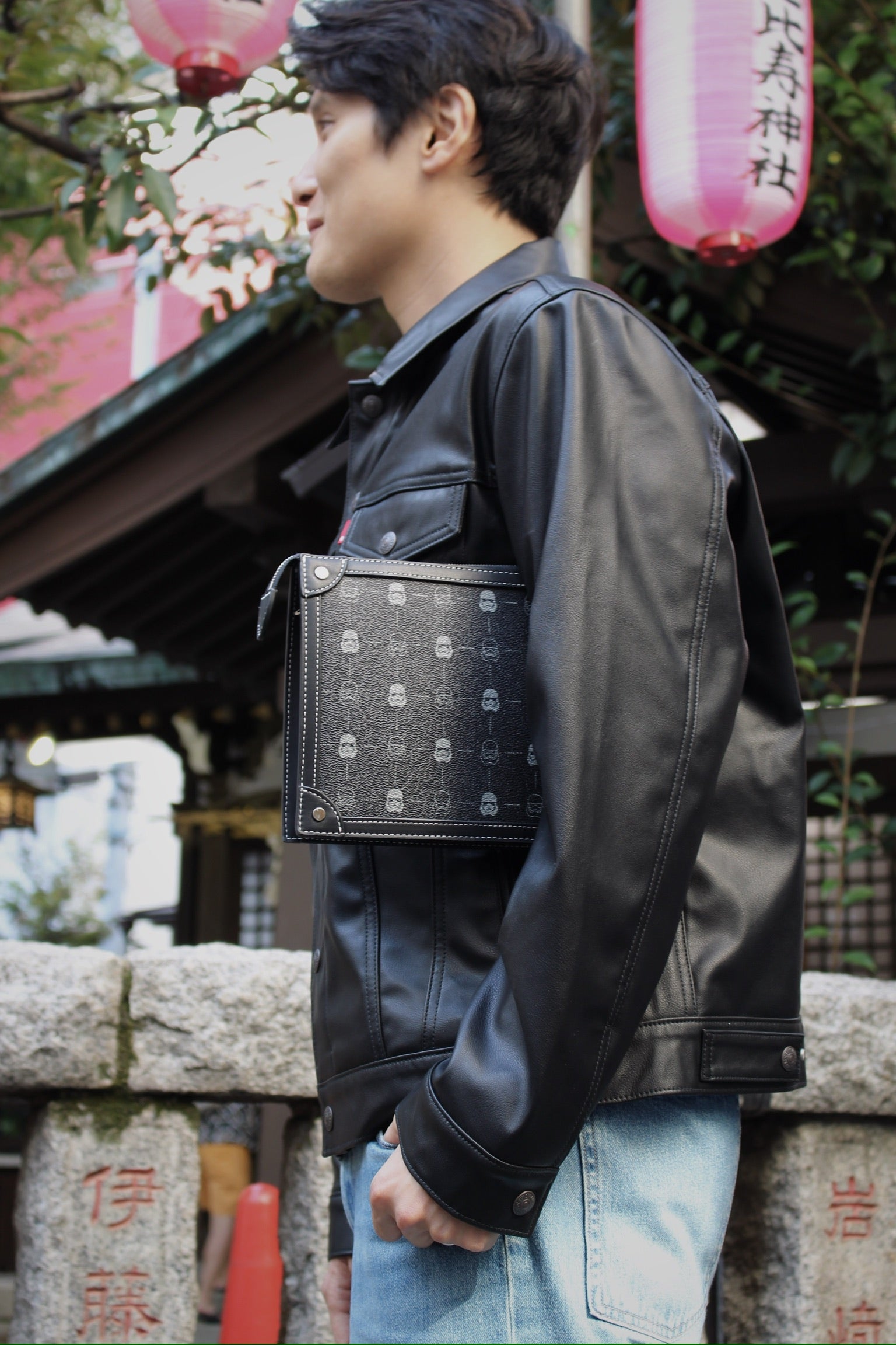 ONYX Clutch