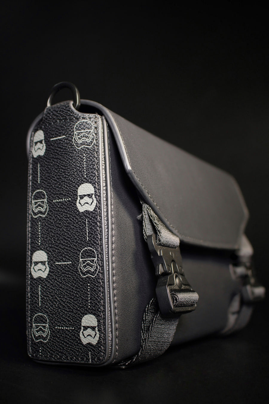 R2D8 Deux Crossbody