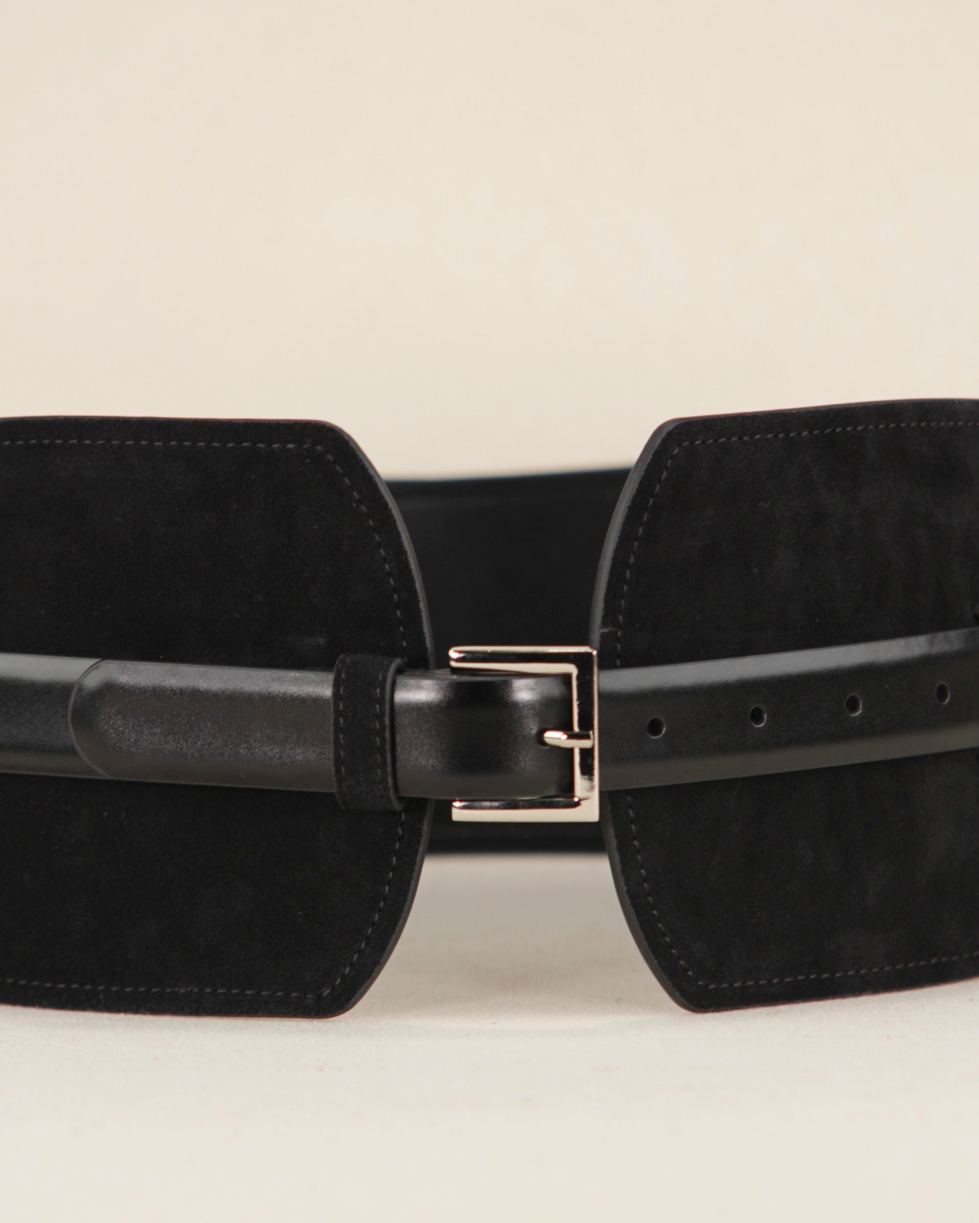 Lira Belt
